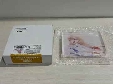 그 비스크 돌은 사랑을 한다 아크릴 블록 역광 비스크 돌