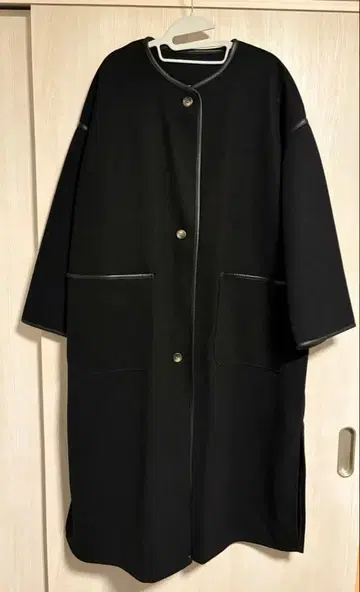 [ 가격 인하 ] 롱 코트