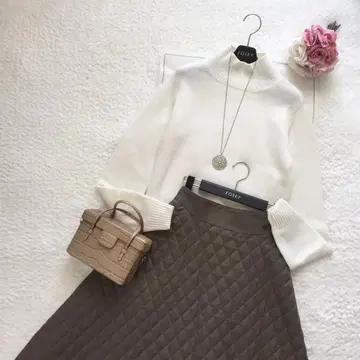 폭시 퀼팅 스커트