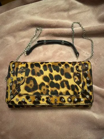 ZARA 레오파드 무늬 스터드 월렛백 체인 포함