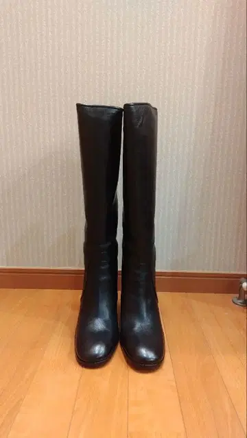 블랙 가죽 롱 부츠 하이힐