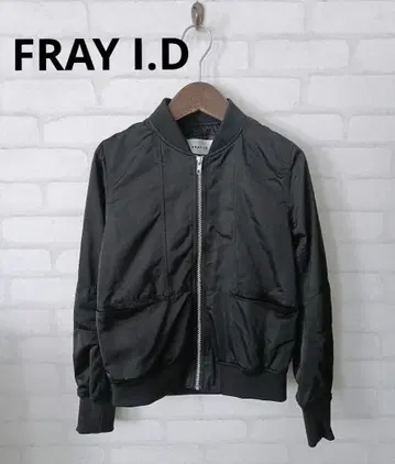 FRAY I.D. 세련된 블랙 집업 블루종
