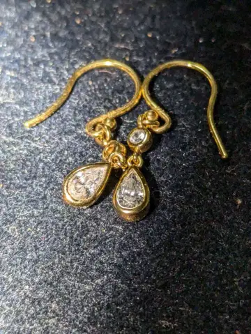 골드 드롭형 귀걸이 크리스탈 포함