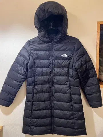 THE NORTH FACE 블랙 다운 자켓