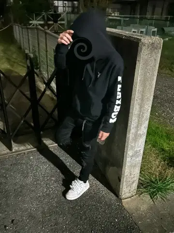 PLAYBOY 블랙 후드티