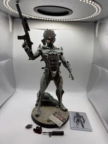 gecco 콩 번개 1/6 스케일 피규어 화이트 아머