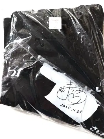 사시데 마리아 사인 포함 T셔츠