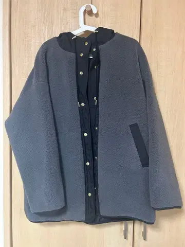 주말 한정판 RIVE DROITE 후드 보아 코트