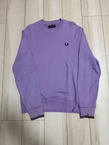 퍼플 로고 자수 트레이닝복