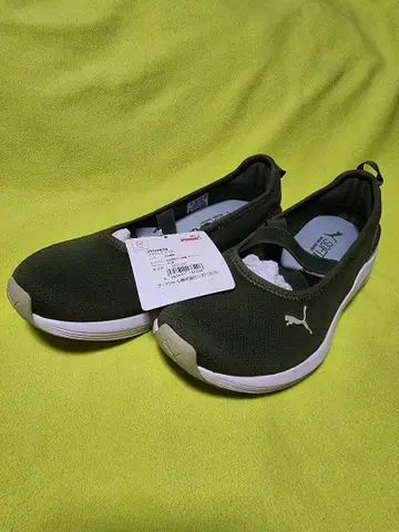 PUMA 소프트폼 플랫슈즈 24.0cm