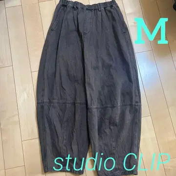 배럴 데님 팬츠 스튜디오 클립