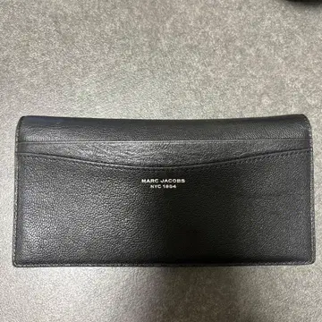 마크 제이콥스 블랙 가죽 장지갑