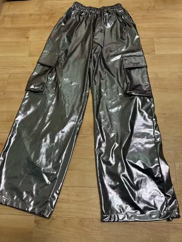 메탈릭 실버 바스켓 팬츠 (하의) 남녀 공용