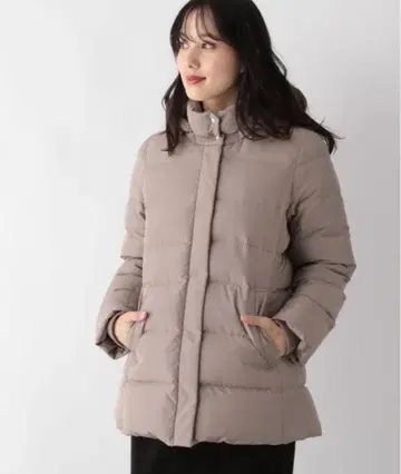 우츠쿠 실루엣 발수 다운 코트 (후드 없음)