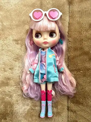 스위트 버블리 베어 네오 브라이스 아웃핏, 박스 있음