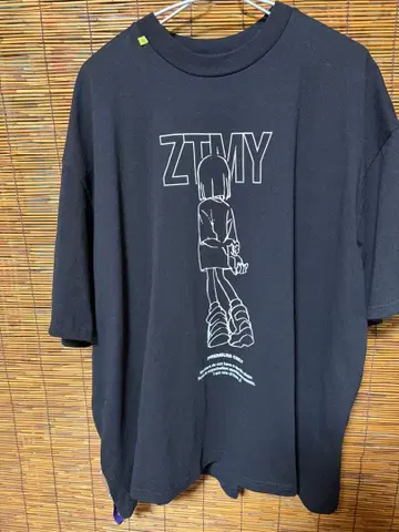 계속 한밤중이면 좋을 텐데.Re: ZTMY NIRA Tee (Black)