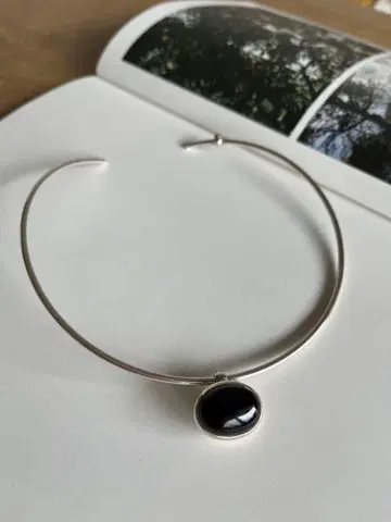 PLOW 실버 초커 + 오닉스 참