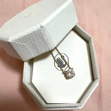 스와로브스키 스틸라 목걸이 골드 톤