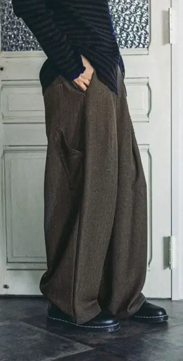 [MODE NORM CORE] 2턱 페인터 모듬 팬츠