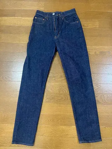 새상품급 MOUSSY 스트레이트 데님 25인치