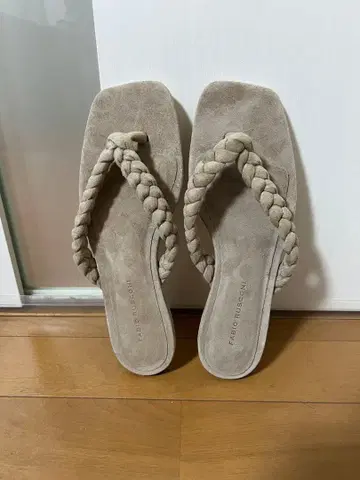 FABIO RUSCONI 베이지 플립플랍