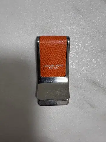 마이클코어스 오렌지 가죽 머니클립