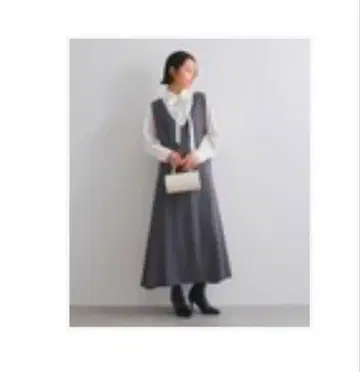 ketty 빗살무늬 합성섬유 딥 V넥 플레어 원피스