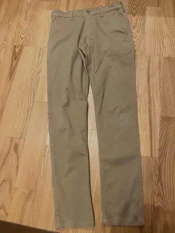 유니클로 방풍 스트레치 슬림핏 치노 팬츠 79cm