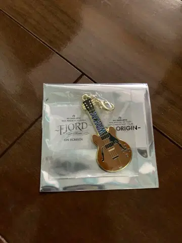 미세스 피요르드 지오리진 영화 메탈 참 컬렉션