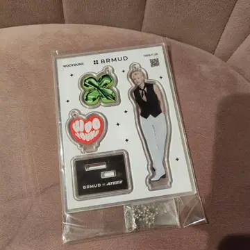 우영 BRMUD 아크릴 스탠드 ATEEZ