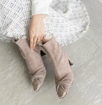 RANDA 비쥬 벨로아 리본 부츠 베이지 M