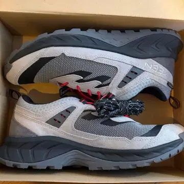 새상품 BAL / KEEN HIGH TRAIL SP WP 27.5cm