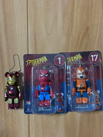 베어브릭 스파이더맨 해피 복권 2개 세트 증정 아이언맨