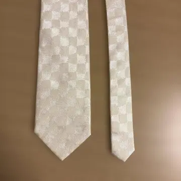 레노마 아이보리 체크 무늬