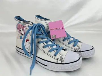 [ 새상품 택 포함 ] Y2K 헬로키티 x 미나세 시즈쿠 하이컷 스니커즈