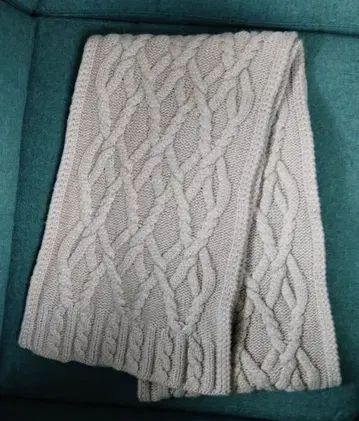 Johnstons 케이블 짜임 캐시미어 머플러