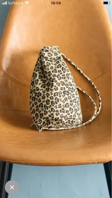 하시바미 스웨이드 레오파드 봉삭 미니백 현행 모델