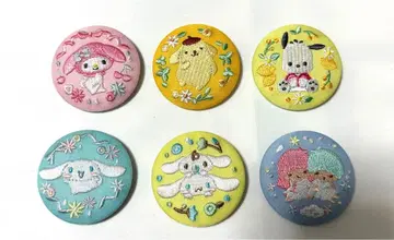 산리오 자수 캔뱃지