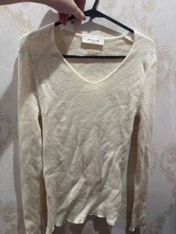 Demi-Luxe BEAMS 아이보리 V넥 긴팔 니트