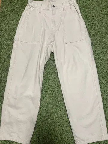 화이트 페인터 데님 팬츠