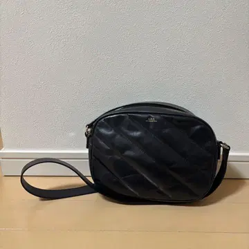 A.P.C. 아페쎄 apc 숄더백 가죽 블랙 퀼팅