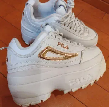 휠라 스니커즈 23 한정판 디스럽터 2 웨지 프리미엄 초통굽