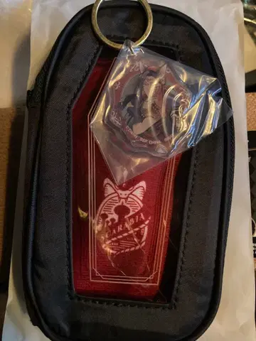 트위스티드 원더랜드 제일복권 B상 파우치 스카라비아 F상 자밀