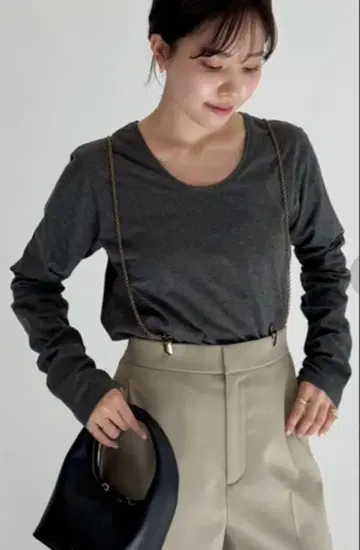 새상품급 [ plage ] 2WAY NECK L/S 티셔츠