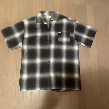 칼탑 반팔 체크 셔츠 블랙/화이트 XL