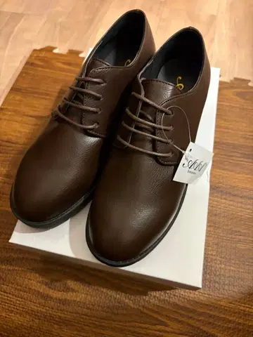 브라운 레이스업 슈즈