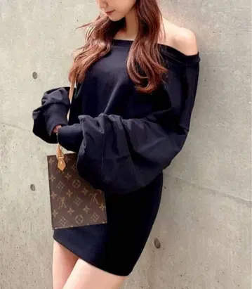 GYDA 도킹 오프숄더 맨투맨 원피스