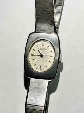 작동품 빈티지 CORUM 코룸 수동 와인딩 손목시계