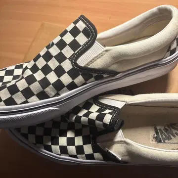 VANS 체커 패턴 슬립온
