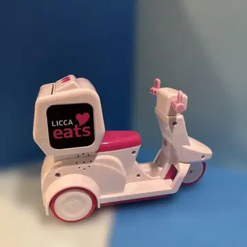 LICCA eats 스쿠터